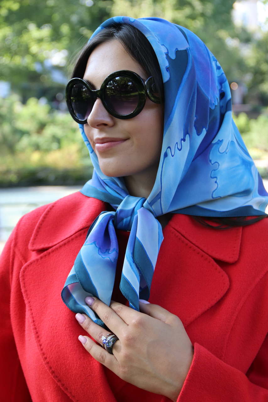 apaszka z jedwabiu na głowę