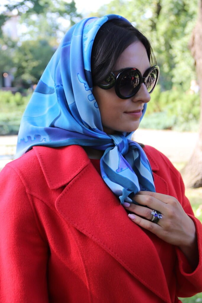 jakie nakrycie głowy do płaszcza