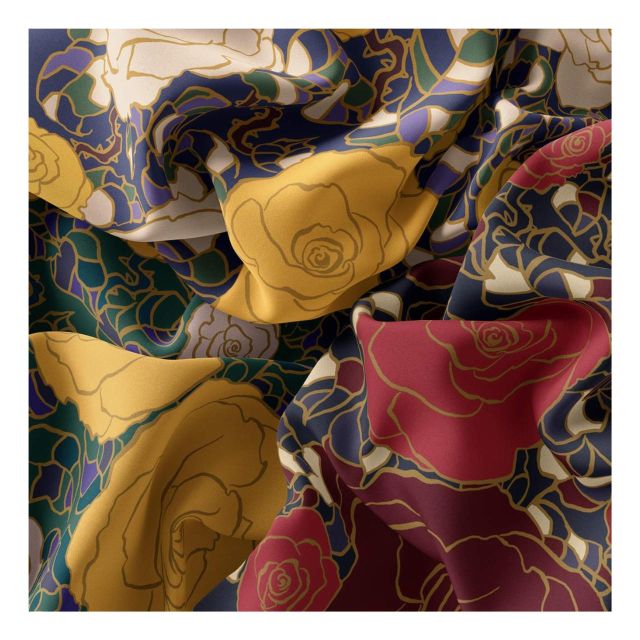 Firmowe apaszki Silkadore w klasyczne i ponadczasowe wzory